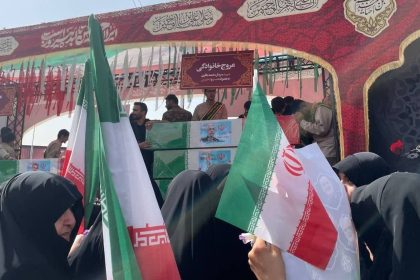 تابوت شهید سردار محمدحسین باقری به همراه همسر و دخترش